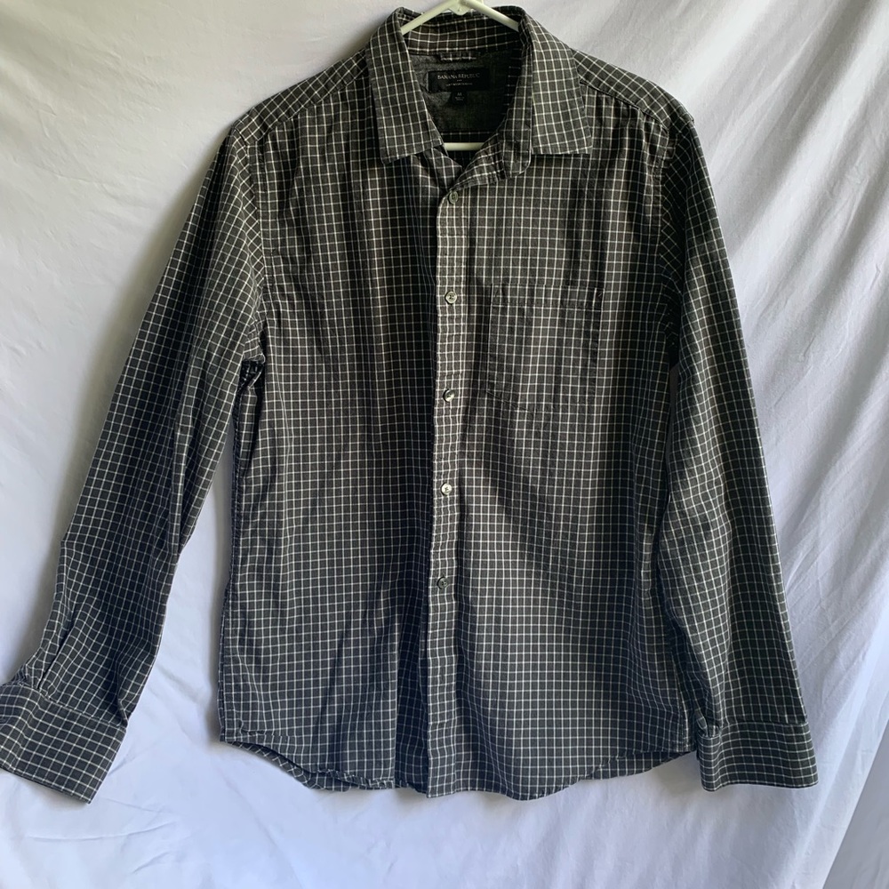 Banana Republic Grey Checked Button Down Shirt M